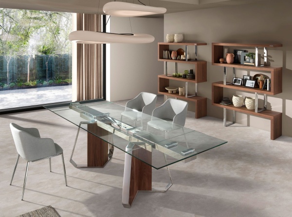 Раздвижной обеденный стол 1159 из стекла, ореха и хромированной стали от интернет-магазина IDODOM.RU