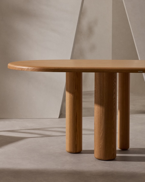 Mailen Овальный стол из шпона ясеня с натуральной отделкой Ø 220 x 100 см от интернет-магазина IDODOM.RU