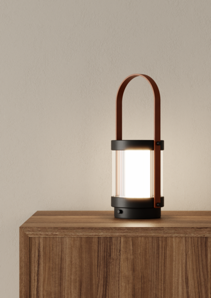 Переносная настольная лампа Bally от интернет-магазина IDODOM.RU