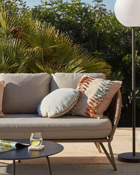 Tamim Набор из 2 цементных горшков с натуральной и белой отделкой Ø 26 см / Ø 33 см от интернет-магазина IDODOM.RU