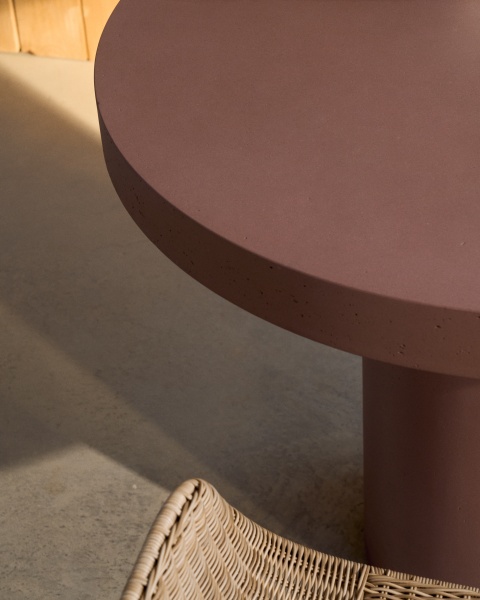 Aiguablava Круглый стол из терракотового цемента Ø90 см от интернет-магазина IDODOM.RU