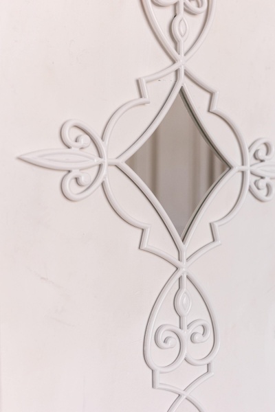 Зеркало Лиссман Уайт от интернет-магазина IDODOM.RU