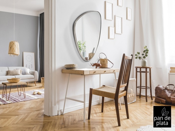 Зеркало треугольное Orio 84х55 серебро от интернет-магазина IDODOM.RU