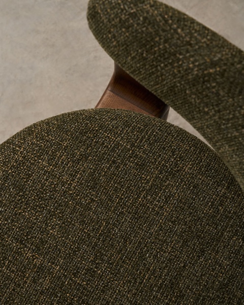 Granite Стул на 3 ножках из зеленого шенилла и массива ясеня в отделке орех от интернет-магазина IDODOM.RU