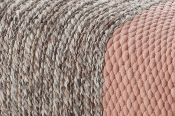 Пуф Mangas Space Plait Pink от интернет-магазина IDODOM.RU