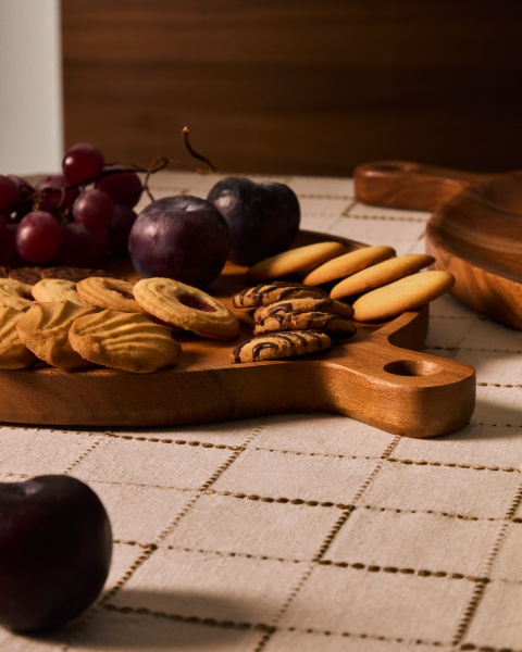 Eitene Маленькая круглая сервировочная доска из акации от интернет-магазина IDODOM.RU