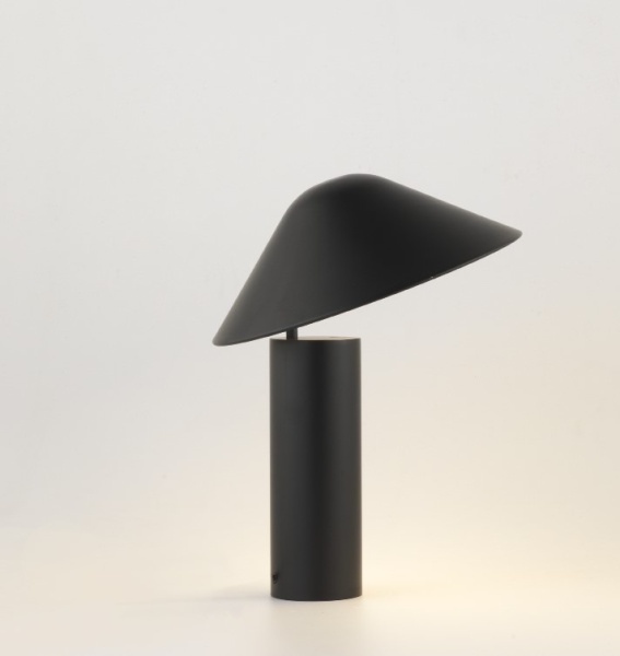 Настольная лампа Damo черная от интернет-магазина IDODOM.RU