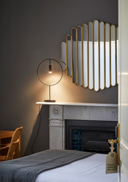 Настольная лампа Revolta REV_3637 от интернет-магазина IDODOM.RU