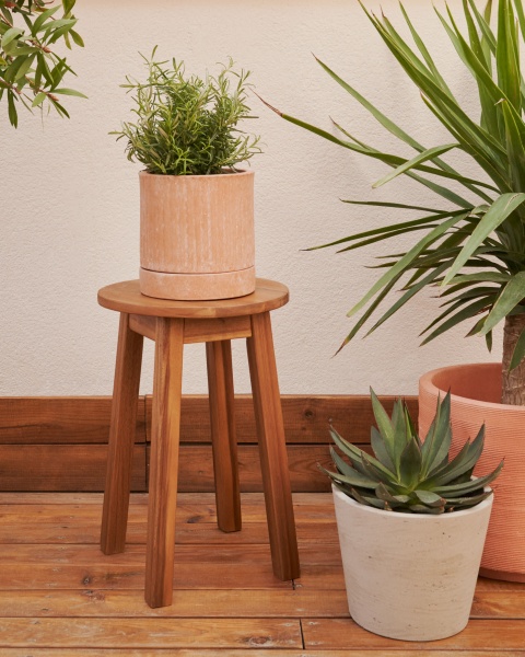 Amel Уличный табурет из массива дерева акации от интернет-магазина IDODOM.RU