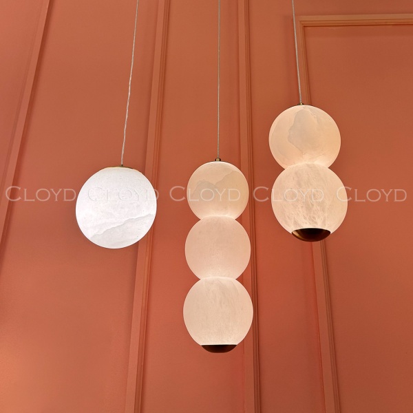 Подвесной светильник Cloyd ORIONIS P1 / выс. 12 см - алебастр - латунь (арт.12353) от интернет-магазина IDODOM.RU