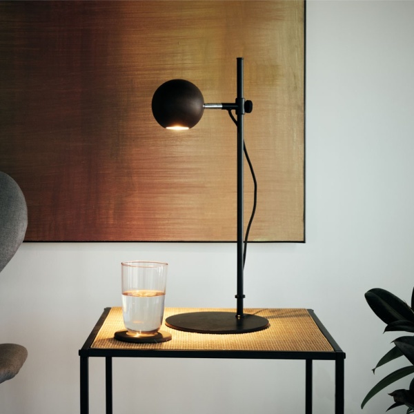 Настольная лампа Lita орех от интернет-магазина IDODOM.RU