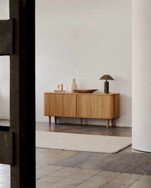 Mailen Сервант 2-дверный из ясеневого шпона с натуральной отделкой 180 x 75 см от интернет-магазина IDODOM.RU