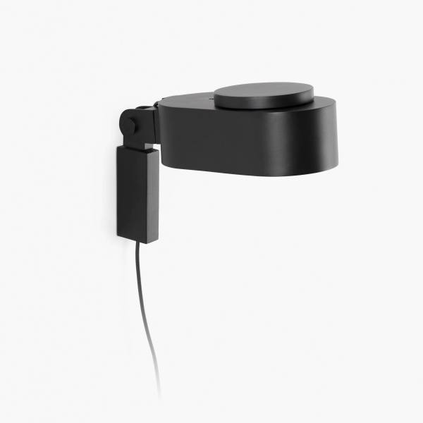 Настенный светильник черный Invitig от интернет-магазина IDODOM.RU