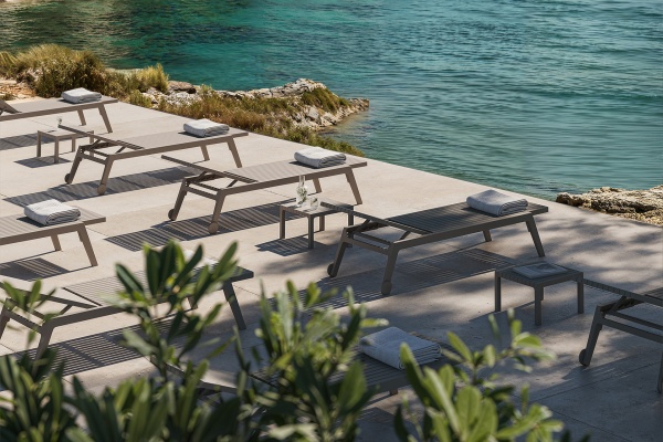 Шезлонг Spritz от интернет-магазина IDODOM.RU