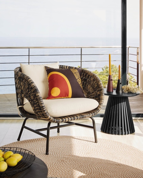 Журнальный столик Irune Ø50 черный от интернет-магазина IDODOM.RU