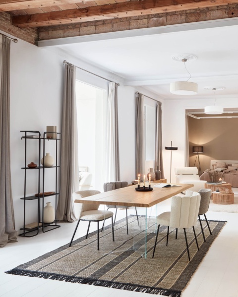 Ковре Brunilda черный 200 x 300 cm от интернет-магазина IDODOM.RU