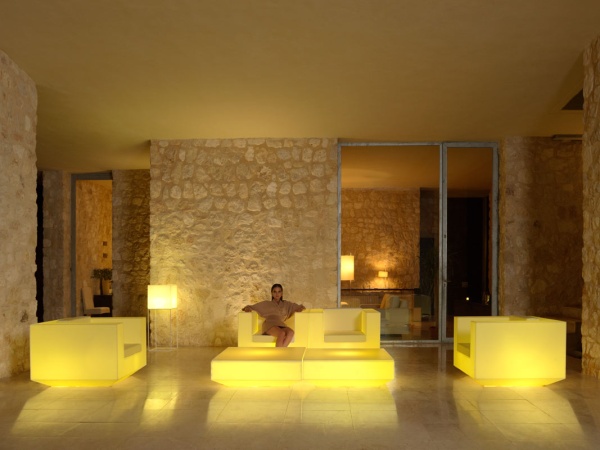 Круглый столик Vela Ø120x30 от интернет-магазина IDODOM.RU