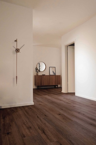 Часы настенные Punto y Coma Premium Walnut от интернет-магазина IDODOM.RU