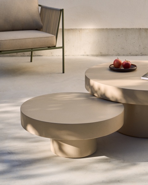 Aiguablava Журнальный столик бежевый цементный Ø90 см от интернет-магазина IDODOM.RU