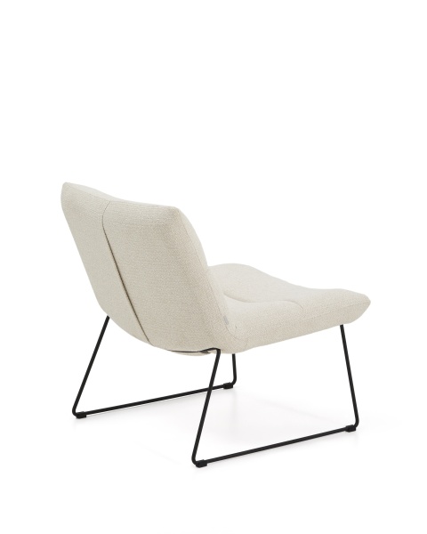 Кресло Asen из бежевого шенилла с черными стальными ножками от интернет-магазина IDODOM.RU