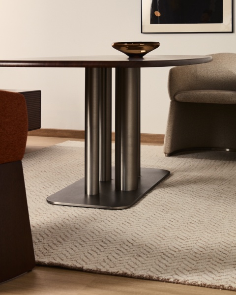 Стол Melvar из 100% орехового шпона с основанием из стали 180 x 100 от интернет-магазина IDODOM.RU