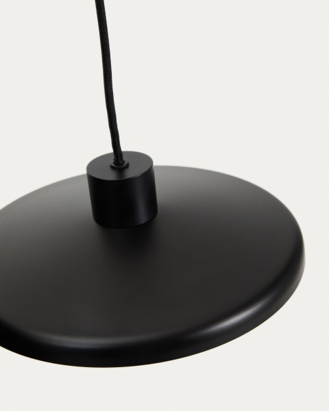 Пoдвесной светильник Nuvira из черного металла от интернет-магазина IDODOM.RU