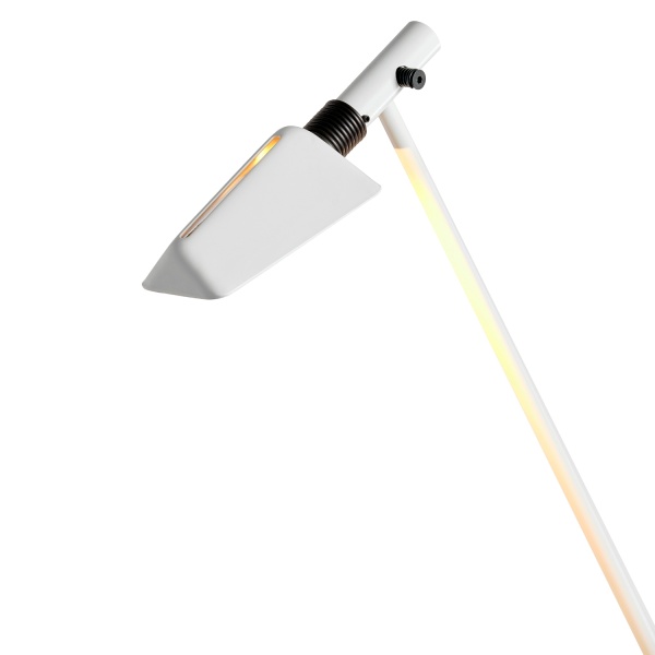 Настольная лампа Tema белая от интернет-магазина IDODOM.RU