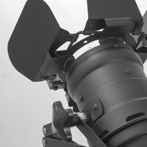 Потолочный светильник Lussole  Thornton LSP-9702 от интернет-магазина IDODOM.RU