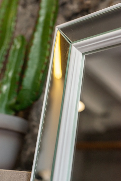 Зеркало Mirage White от интернет-магазина IDODOM.RU