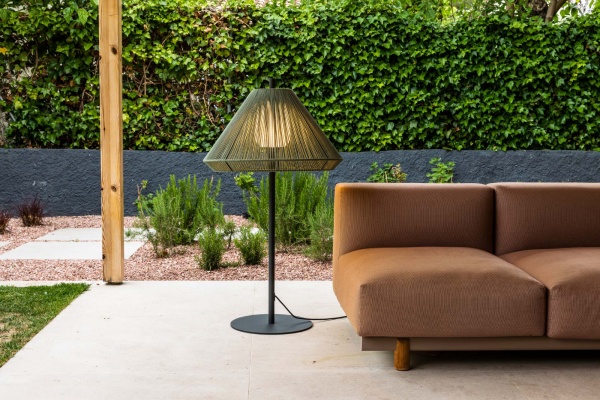 Saigon Уличный торшер оливково-зеленый 1M C70 от интернет-магазина IDODOM.RU