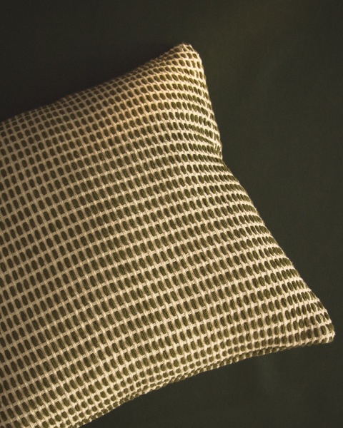 Чехол для подушки Erelia зеленый хлопковый жаккард 45 x 45 см от интернет-магазина IDODOM.RU