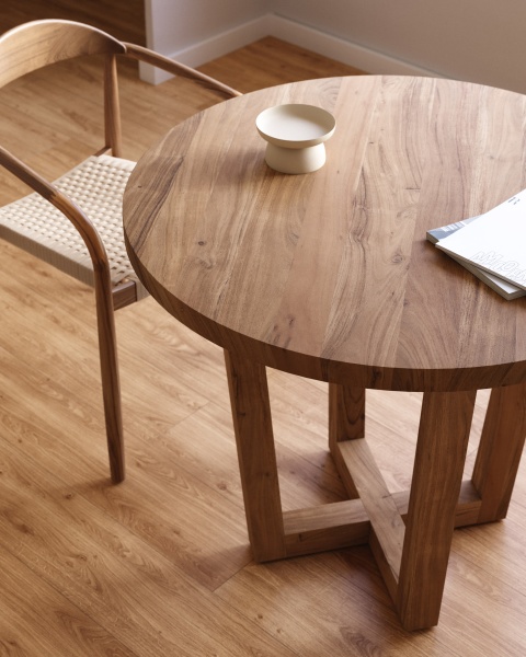 Круглый стол Nahla из массива акации с натуральной отделкой Ø 90 см от интернет-магазина IDODOM.RU