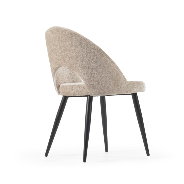 Бежевый стул Mael на стальных черных ножках от интернет-магазина IDODOM.RU