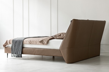 Кровать Дженис из натуральной кожи от интернет-магазина IDODOM.RU