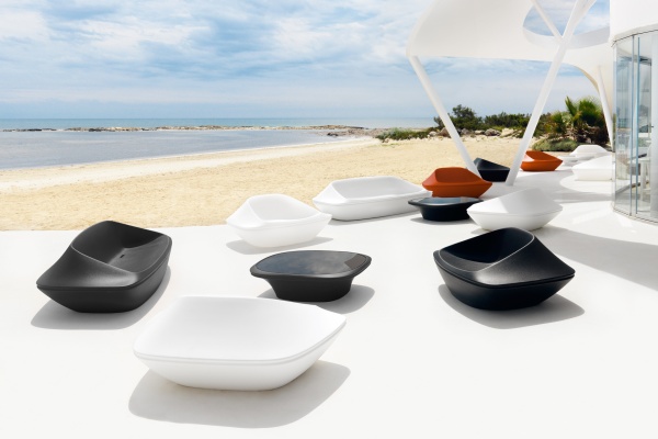 Столик Ufo от интернет-магазина IDODOM.RU