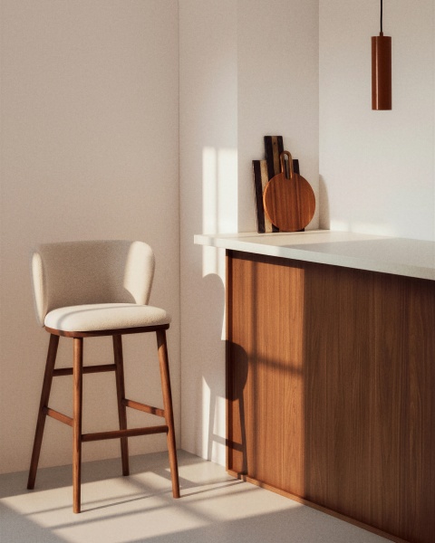 Барный стул Ciselia из бежевого шенилла с ножками из ясеня в отделке орех от интернет-магазина IDODOM.RU