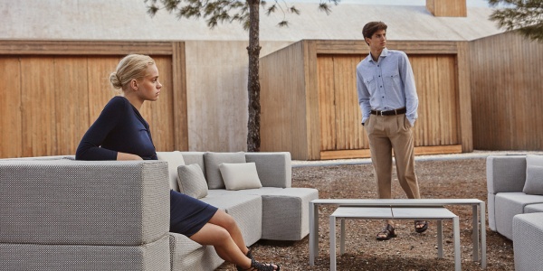 Столик Tablet 105x70 см от интернет-магазина IDODOM.RU