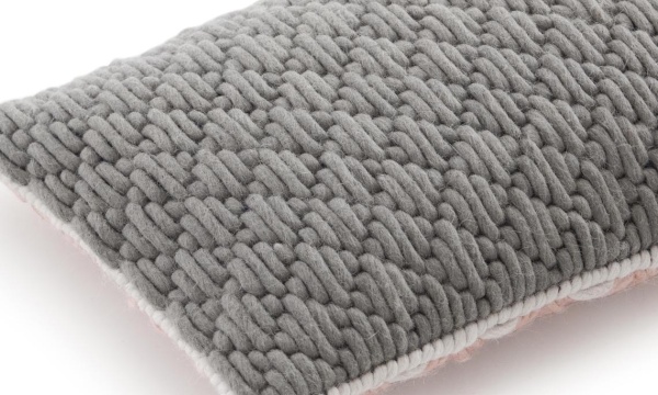 Подушка Silai Rose - Light grey 60x35 от интернет-магазина IDODOM.RU