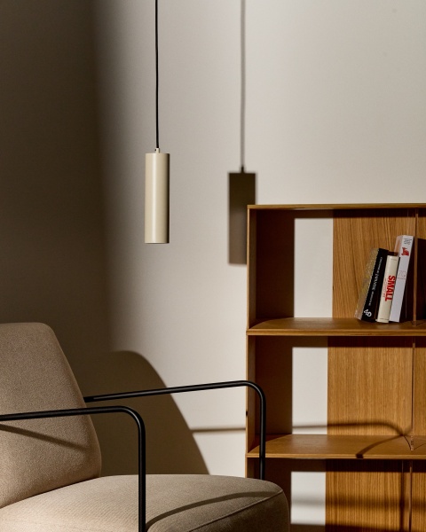 Подвесной светильник Andia из алюминия с бежевой отделкой от интернет-магазина IDODOM.RU