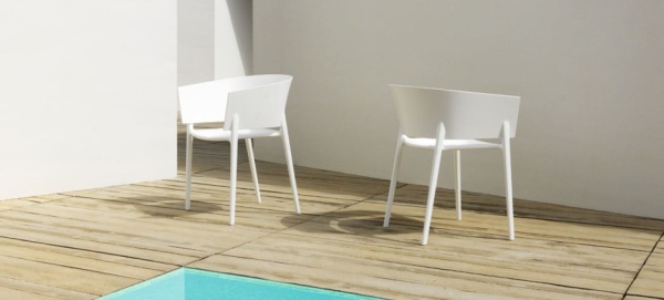 Стул с подлокотниками Africa от интернет-магазина IDODOM.RU