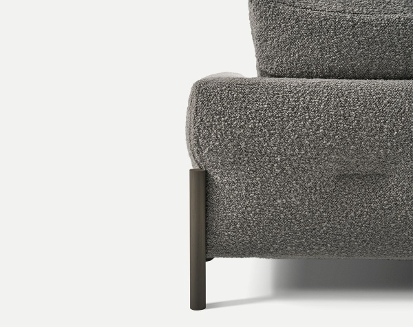 Диван Momic трехместный от интернет-магазина IDODOM.RU