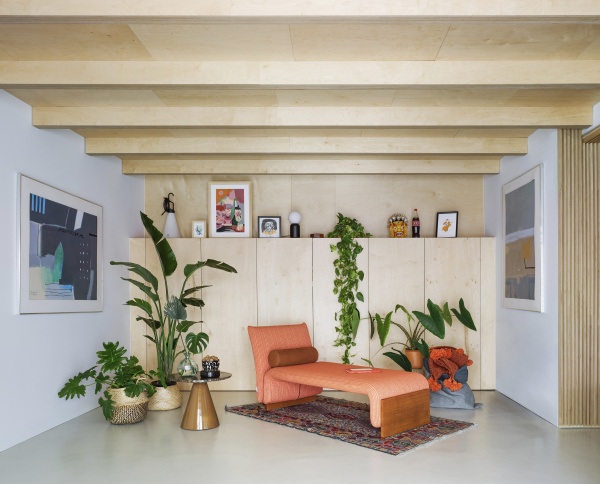 Кушетка с регулируемым подголовником Diwan от интернет-магазина IDODOM.RU