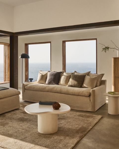 Чехол на 3-местный диван Zenira с подушками из хлопка и льна бежевого цвета, 230 см от интернет-магазина IDODOM.RU