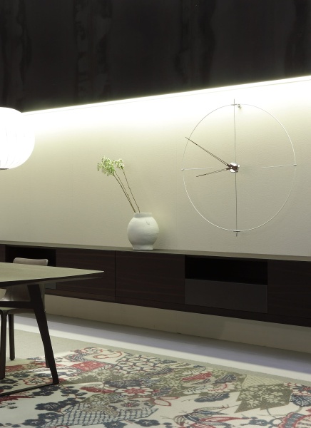 Настенные часы Bilbao N White - walnut от интернет-магазина IDODOM.RU