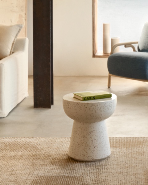 Pada Приставной столик из терраццо белого цвета Ø 40 см от интернет-магазина IDODOM.RU