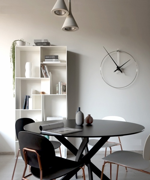 Настенные часы New Anda сталь-черный лак от интернет-магазина IDODOM.RU