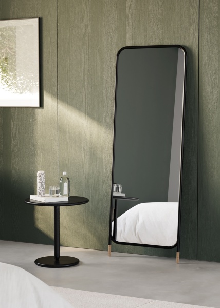 Черное зеркало Vertical от интернет-магазина IDODOM.RU