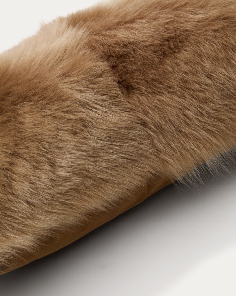 Katny Чехол на подушку из натуральной кожи и меха коричневый 30 x 50 см от интернет-магазина IDODOM.RU