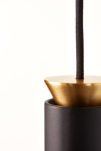 Подвесной светильник Triana черный/золотой от интернет-магазина IDODOM.RU