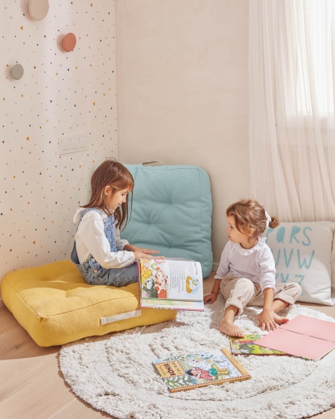 Keila Чехол для подушки из 100% хлопка с синим алфавитом 45 x 45 см от интернет-магазина IDODOM.RU